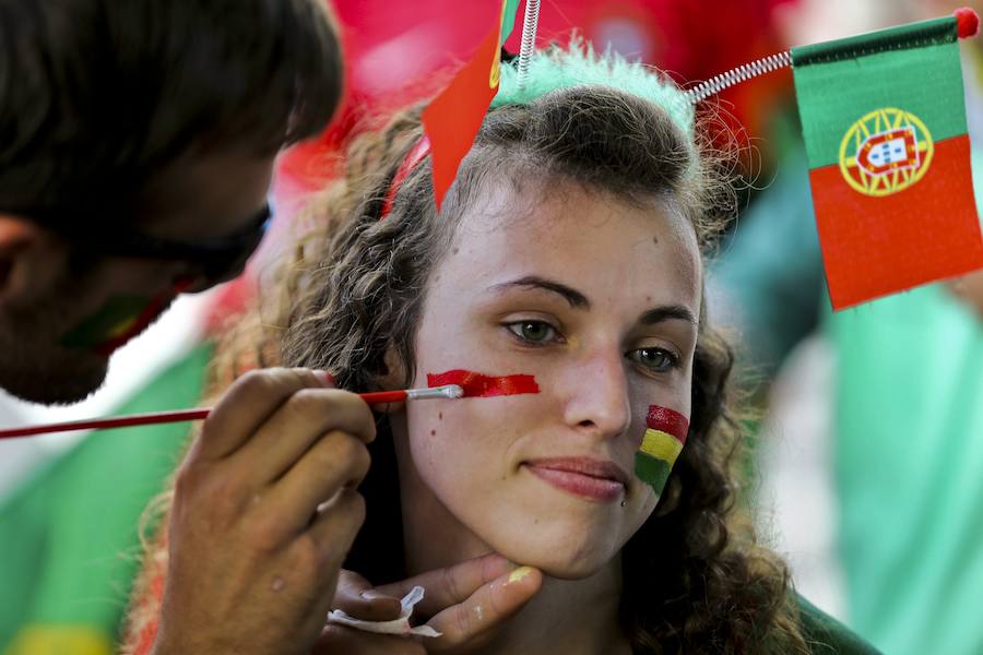 Las fotos de la afición de Portugal e Islandia
