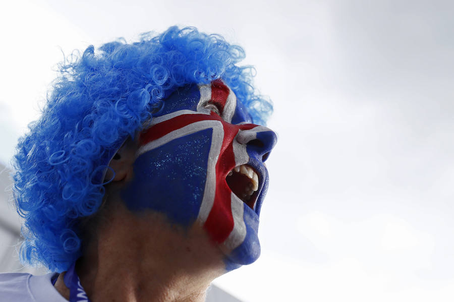 Las fotos de la afición de Portugal e Islandia