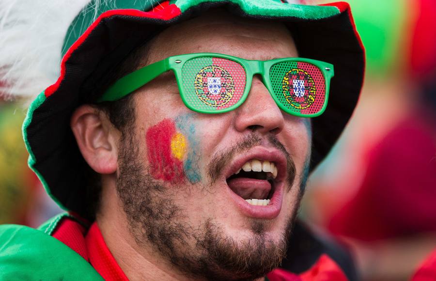Las fotos de la afición de Portugal e Islandia
