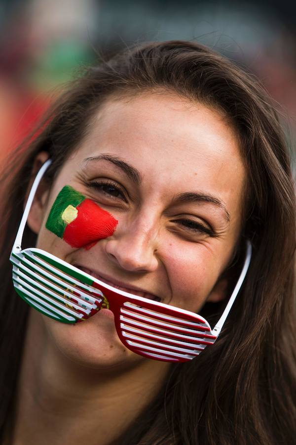 Las fotos de la afición de Portugal e Islandia