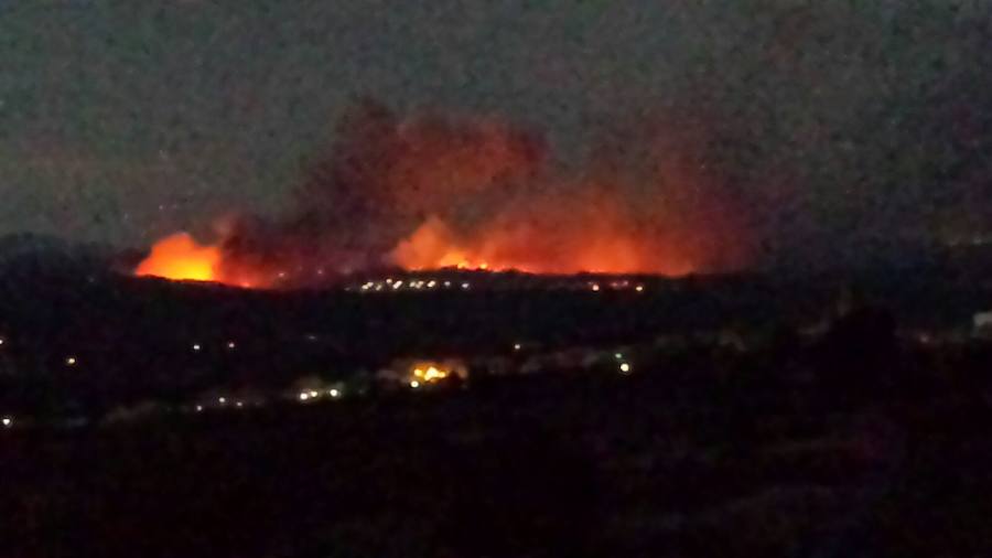 Fotos del incendio en Bolbaite, Chella, Anna, Cotes y Sellent