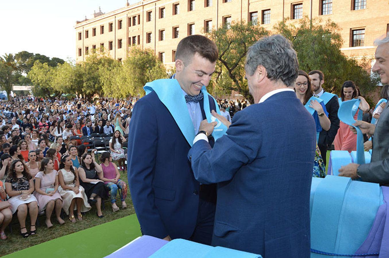 Fotos de la graduación en la Universidad Católica de Valencia curso 2015-2016