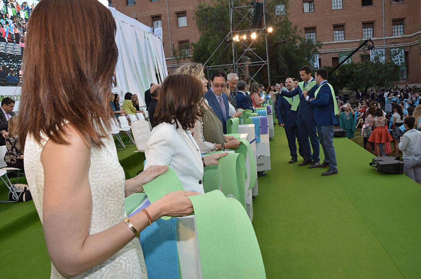 Fotos de la graduación en la Universidad Católica de Valencia curso 2015-2016