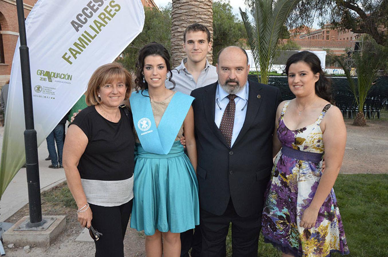 Fotos de la graduación en la Universidad Católica de Valencia curso 2015-2016