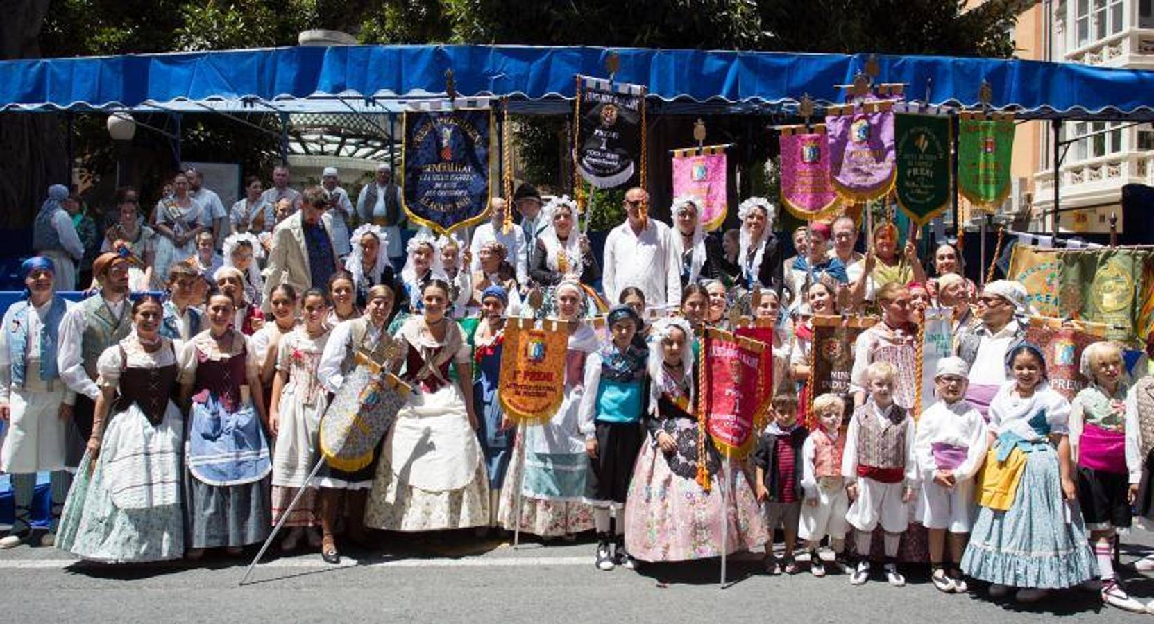 Sèneca-Autobusos recoge sus premios, entre ellos el de mejor Hoguera Oficial