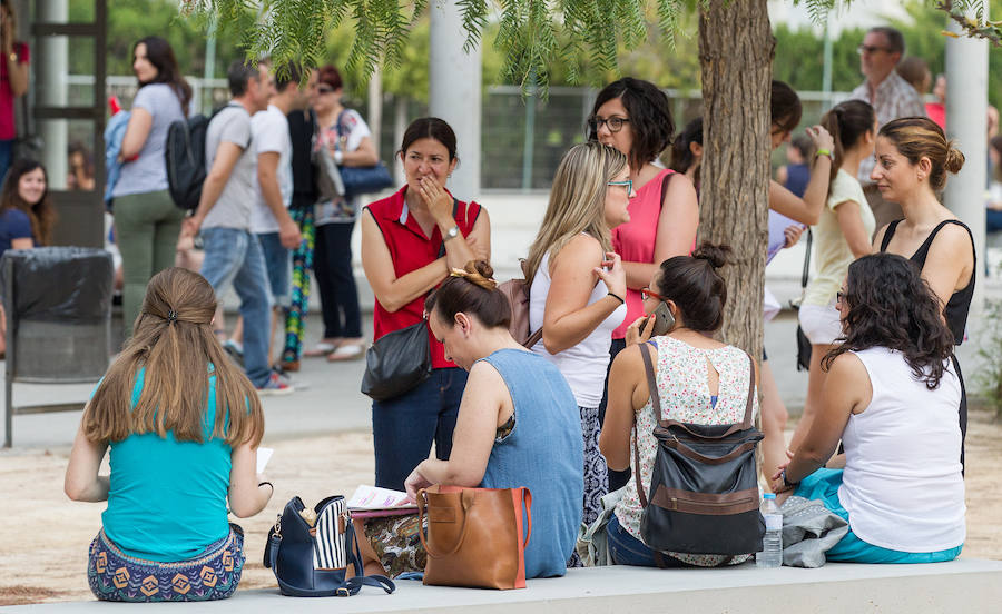 Opositores a docentes en el IES Playa de San Juan