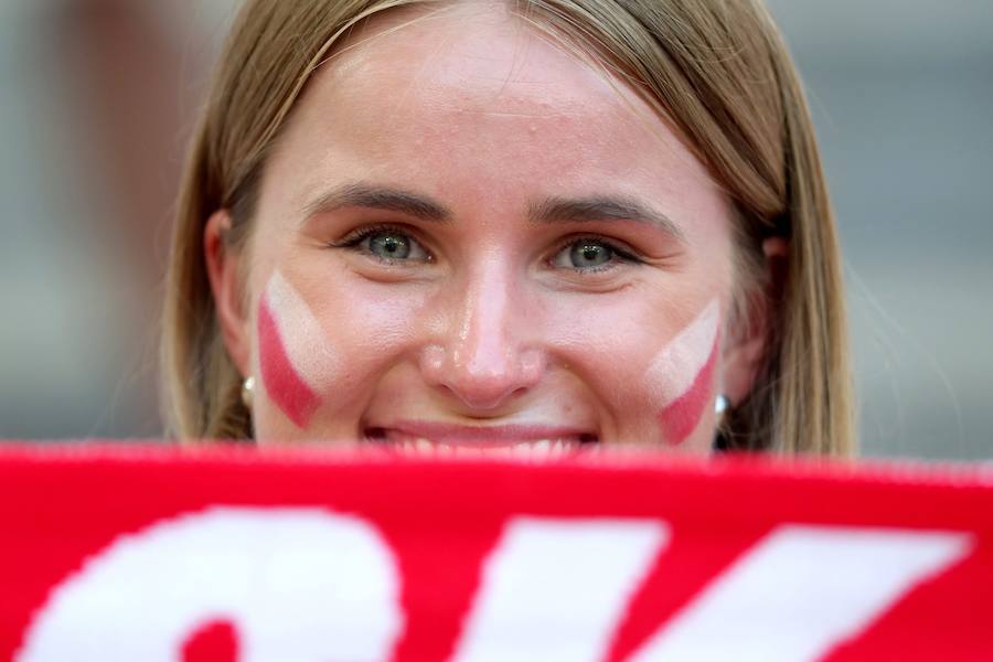 Fotos de los aficionados de Polonia y Portugal