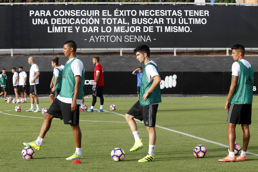 Fotos del entrenamiento del Valencia CF