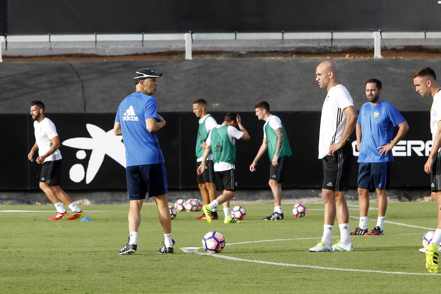 Fotos del entrenamiento del Valencia CF