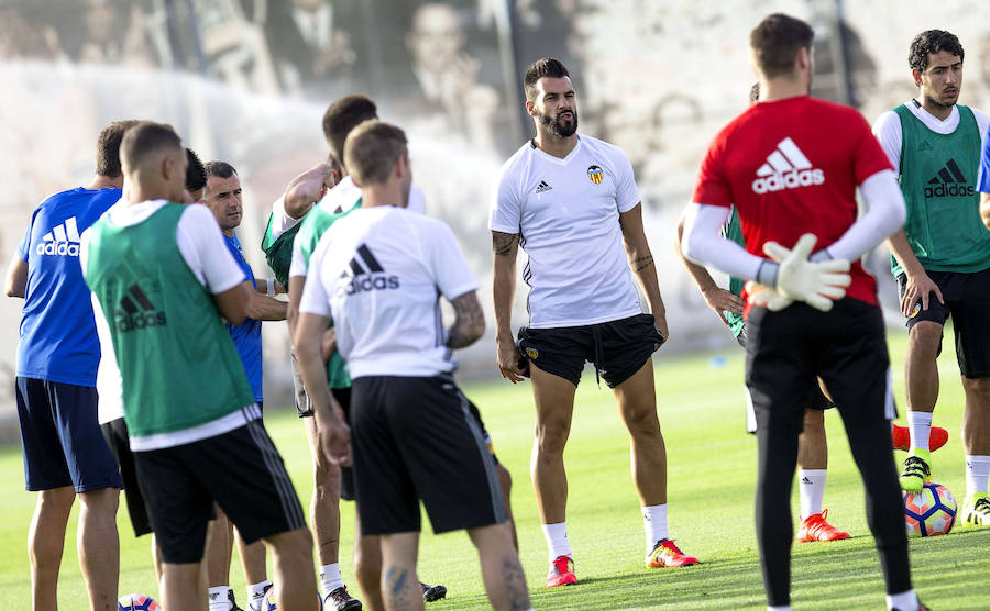 Fotos del entrenamiento del Valencia CF