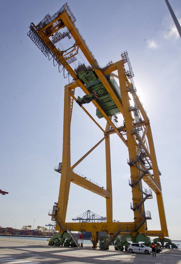 Fotos de la inauguración del nuevo muelle Costa en el puerto de Valencia