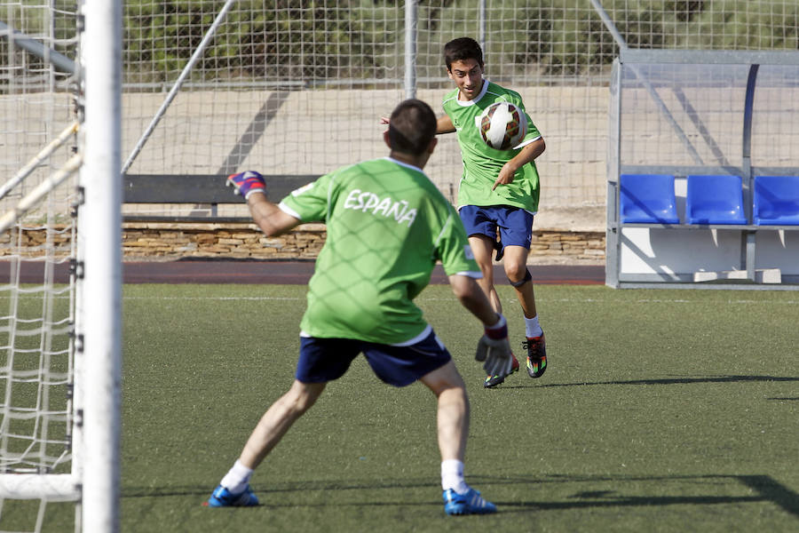 La Selección Española de Fútbol Paraolímpica entrena en Alicante