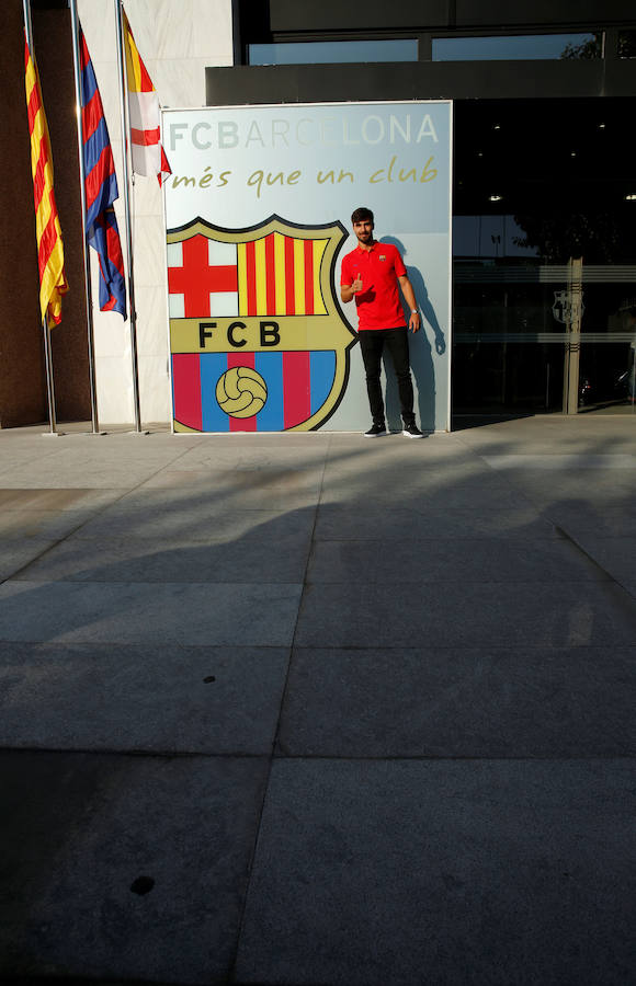 Fotos de la presentación del nuevo jugador del FC Barcelona, André Gomes