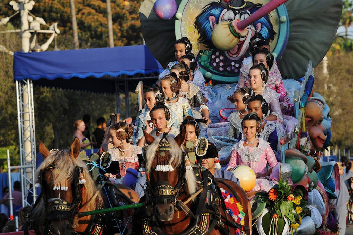 Fotos de la Batalla de Flores 2016 de la Feria de Julio de Valencia