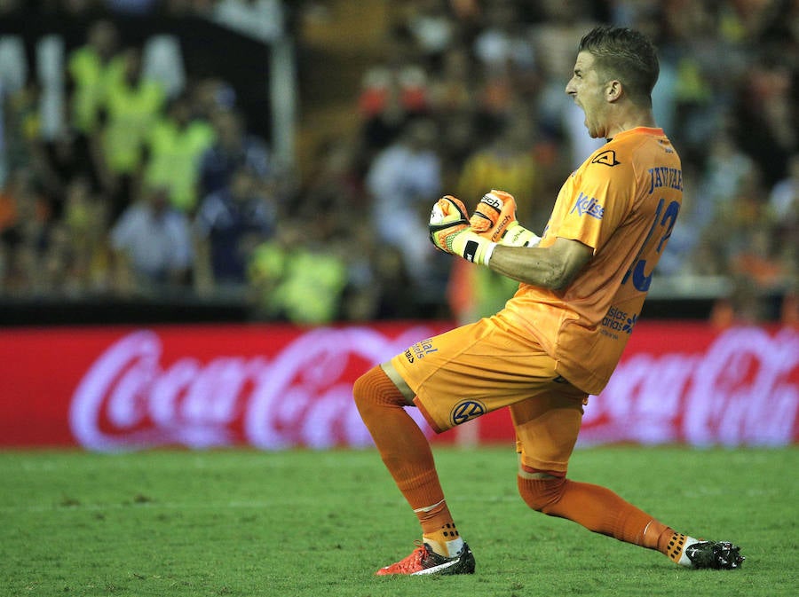 Fotos del partido entre el Valencia CF y la UD Las Palmas