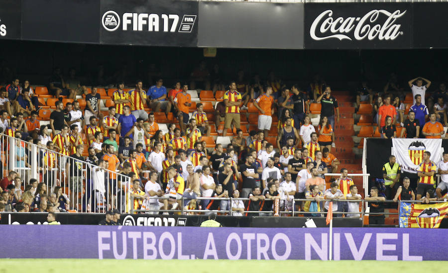 Fotos del partido entre el Valencia CF y la UD Las Palmas