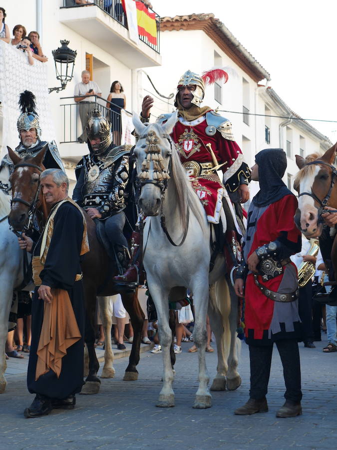 Fotos del día grande de la fiesta con el entramoro en Aras de los Olmos