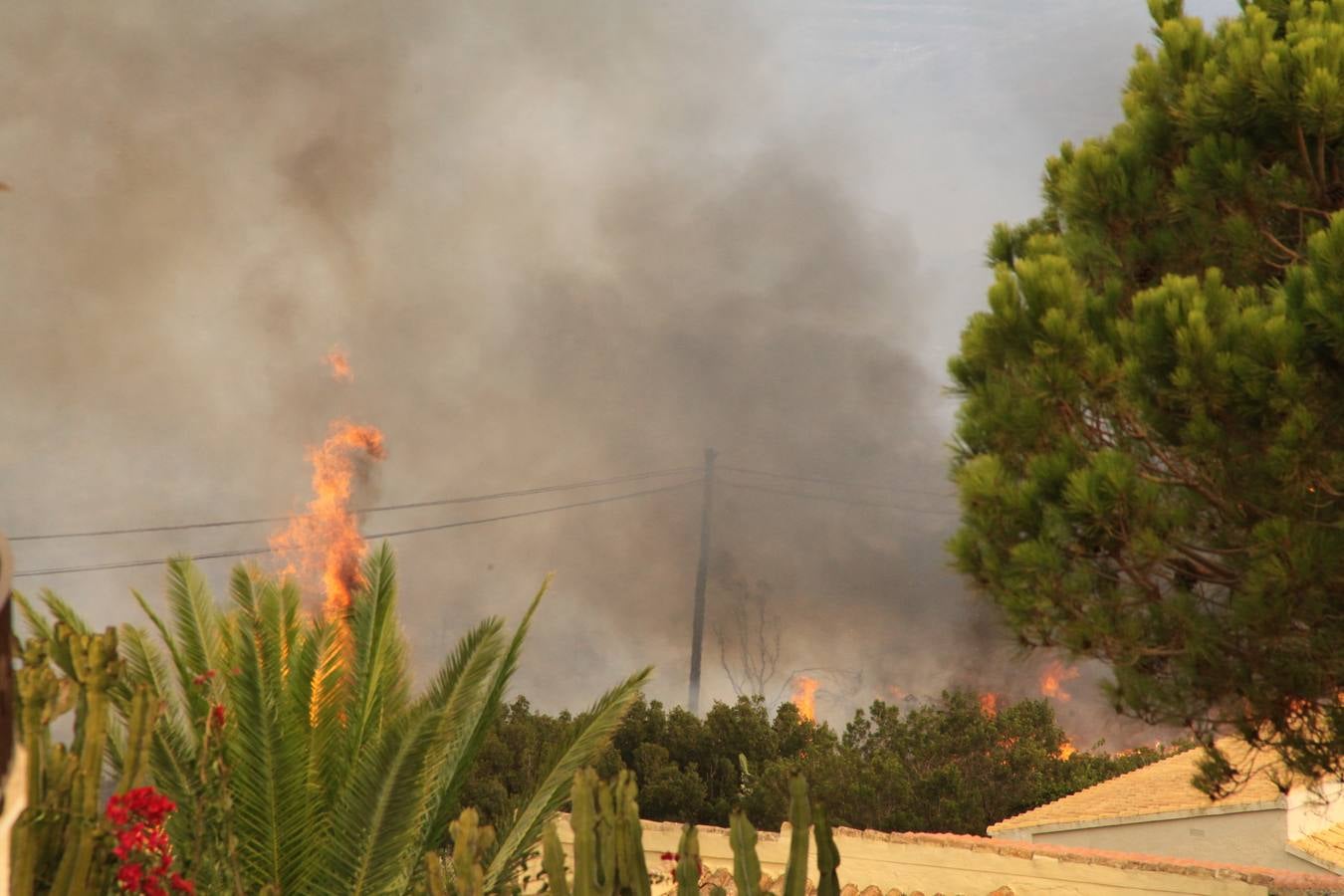 Fotos del incendio de la Granadella, en Xàbia y Benitatxell