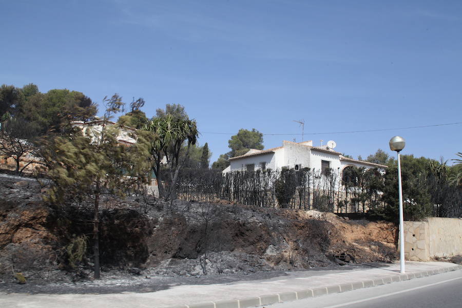 Fotos del incendio de la Granadella, en Xàbia y Benitatxell