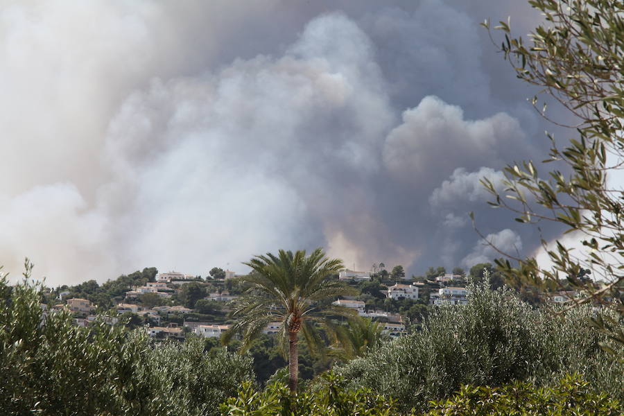 Fotos del incendio de la Granadella, en Xàbia y Benitatxell