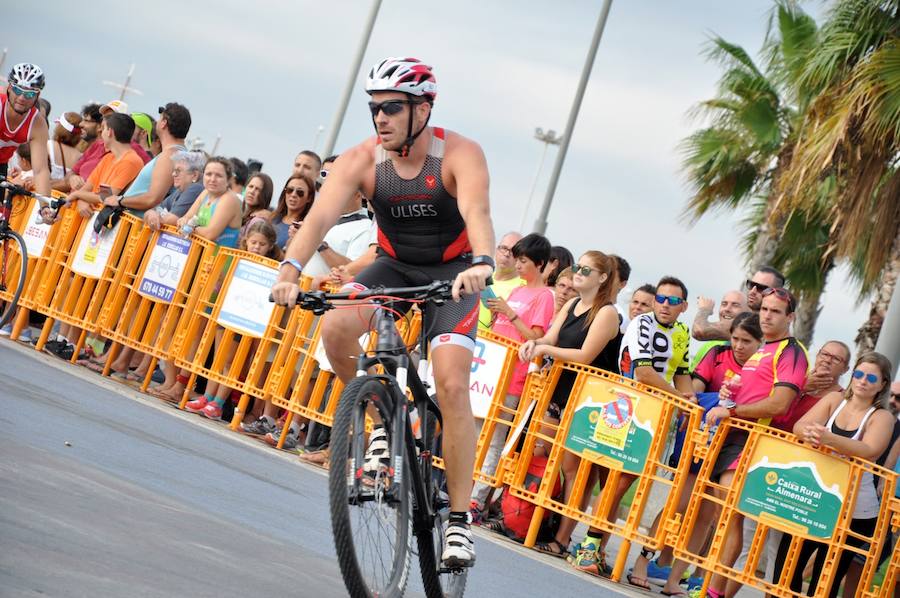 Fotos del triatlón en la Marina Real (domingo 11 de septiembre)