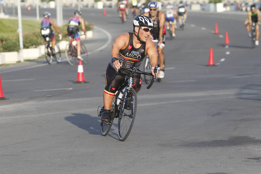 Fotos del triatlón en la Marina Real (domingo 11 de septiembre)