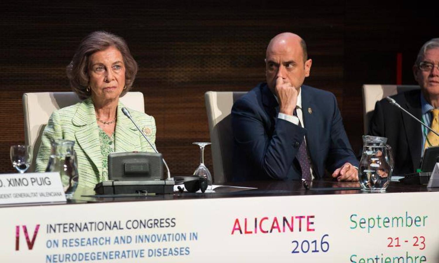 La Reina Sofía preside un congreso de enfermedades neurodegenerativas en Alicante