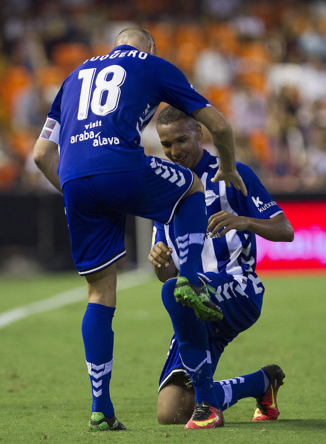 Las fotos de la victoria del Valencia ante el Alavés por 2-1