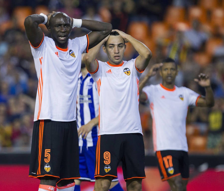 Las fotos de la victoria del Valencia ante el Alavés por 2-1