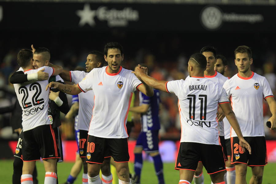 Las fotos de la victoria del Valencia ante el Alavés por 2-1