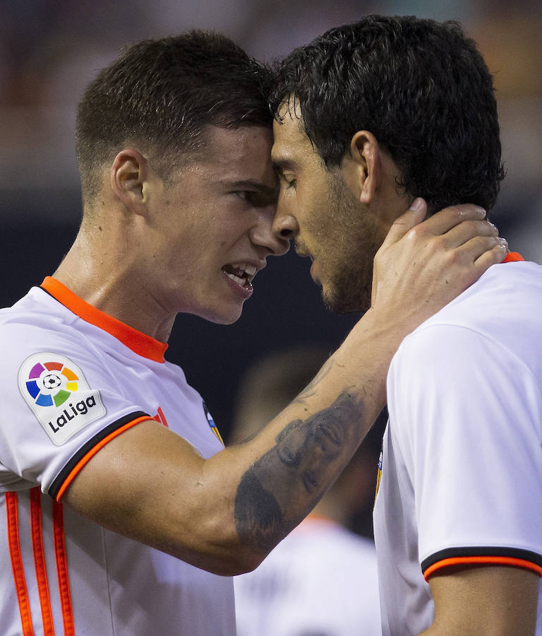 Las fotos de la victoria del Valencia ante el Alavés por 2-1