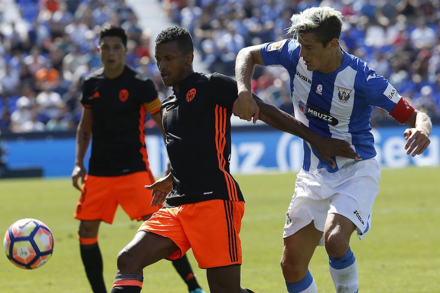 Las fotos de la victoria del Valencia en Butarque ante el Leganés (1-2)