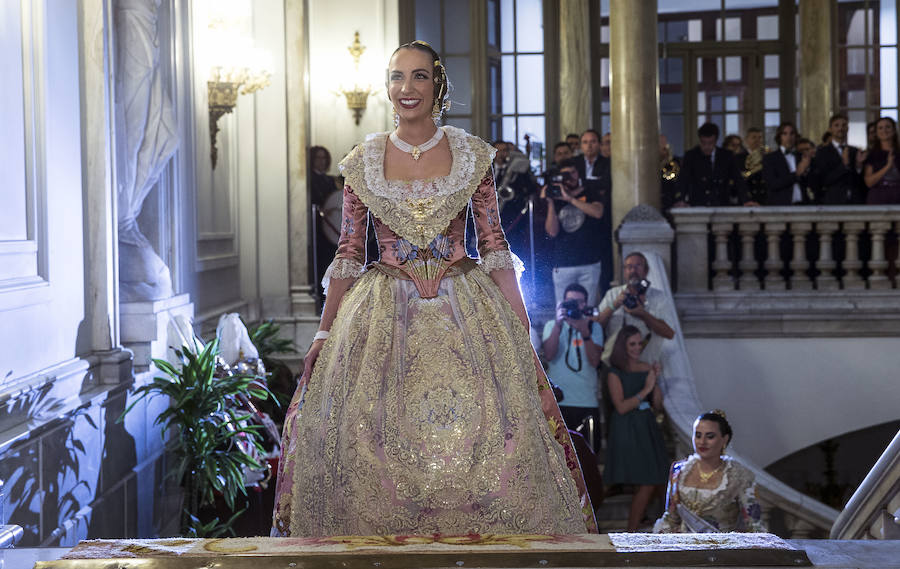 Fotos de la proclamación de Raquel Alario y Clara Parejo como falleras mayores de Valencia 2017