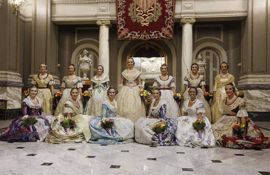 Fotos de la proclamación de Raquel Alario y Clara Parejo como falleras mayores de Valencia 2017