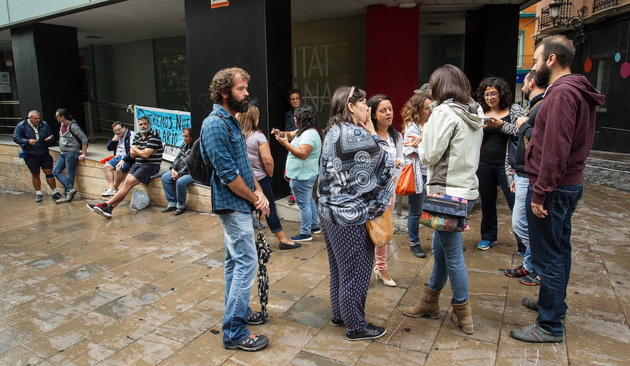 Mantienen la presión por la deuda