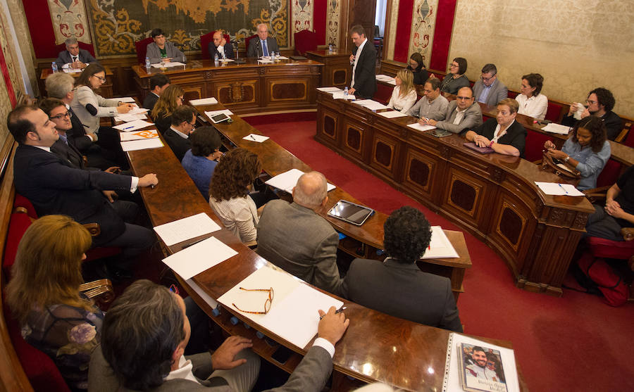 Echávarri se borra del debate sobre el estado de la ciudad