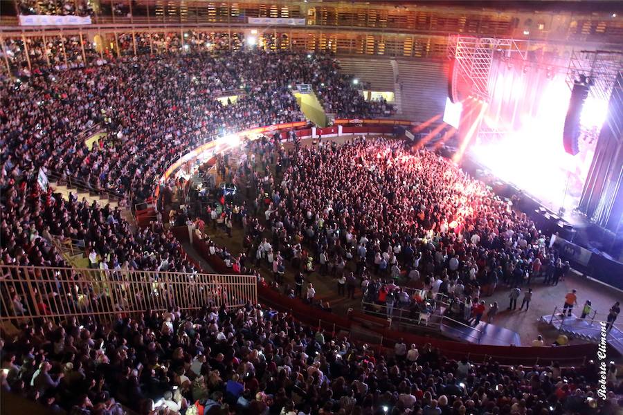 Concierto de Malú en la Plaza de Toros de Alicante