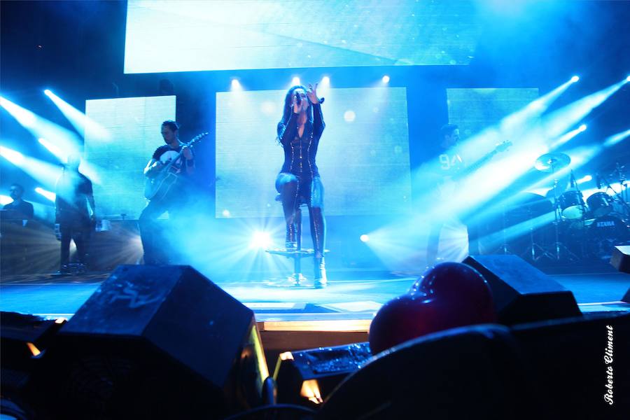 Concierto de Malú en la Plaza de Toros de Alicante