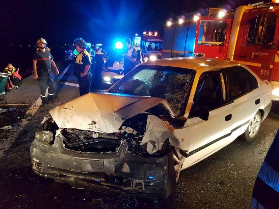 Una mujer muerta y un herido al chocar frontalmente en la carretera de acceso a Dénia