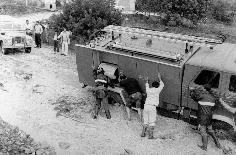 Fotos de la pantanada de Tous de 1982