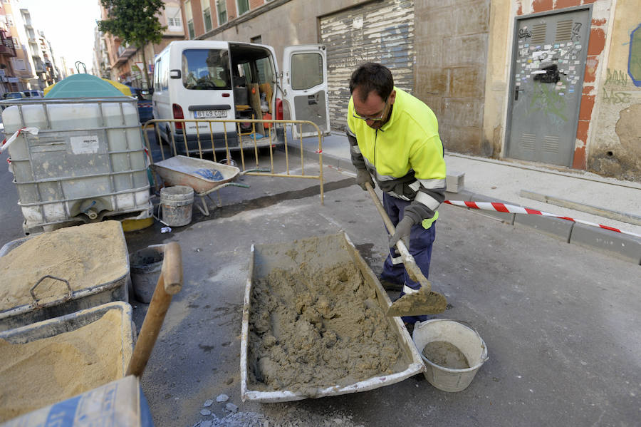 Actuación para el arreglo de aceras en Elche