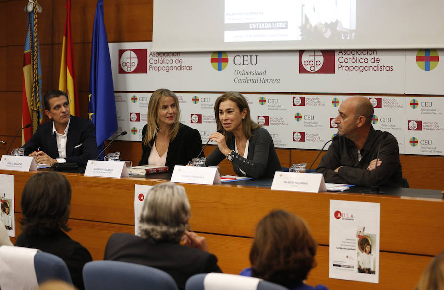 Fotos del Aula LAS PROVINCIAS con Carmen Posadas