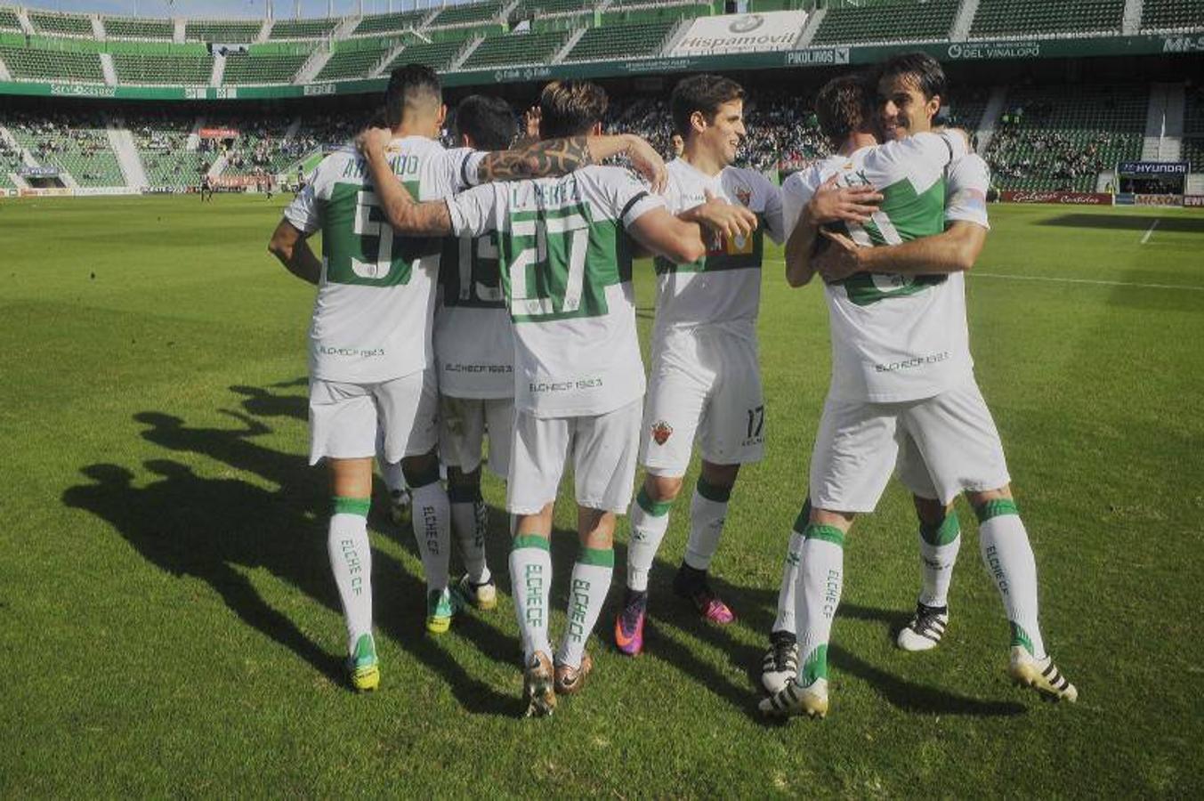 Las mejores imágenes del Elche - Valladolid (2-0)