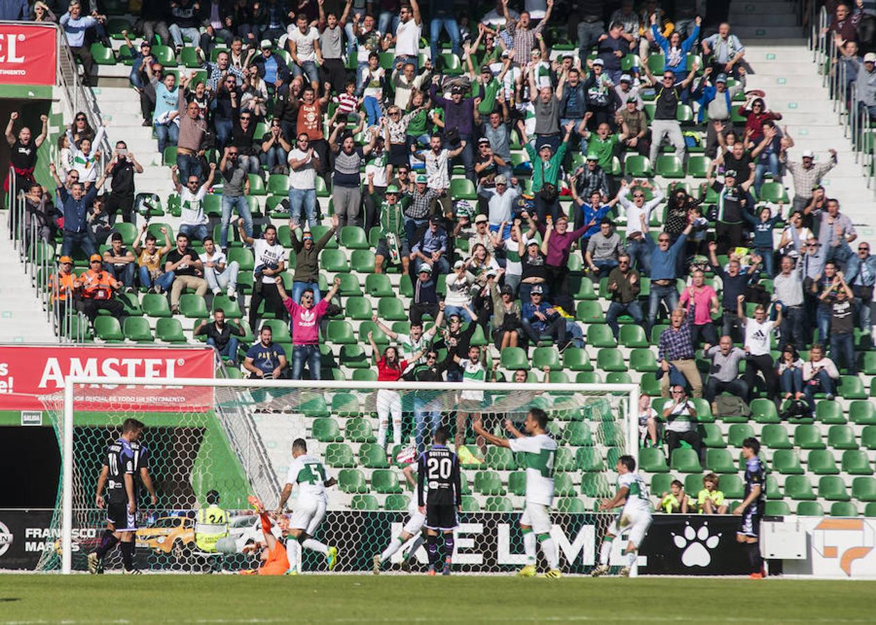 Las mejores imágenes del Elche - Valladolid (2-0)