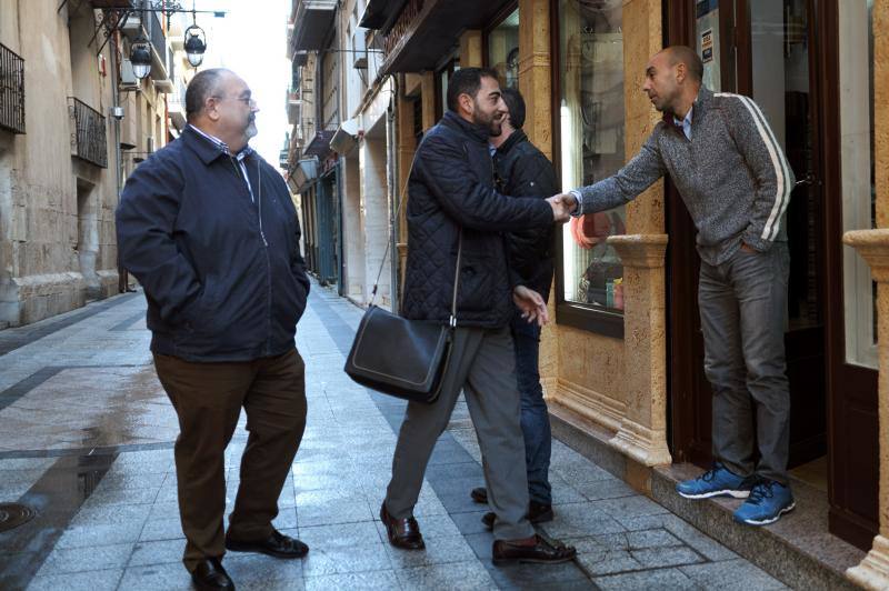 Comercio combina compras y turismo en la calle Mayor