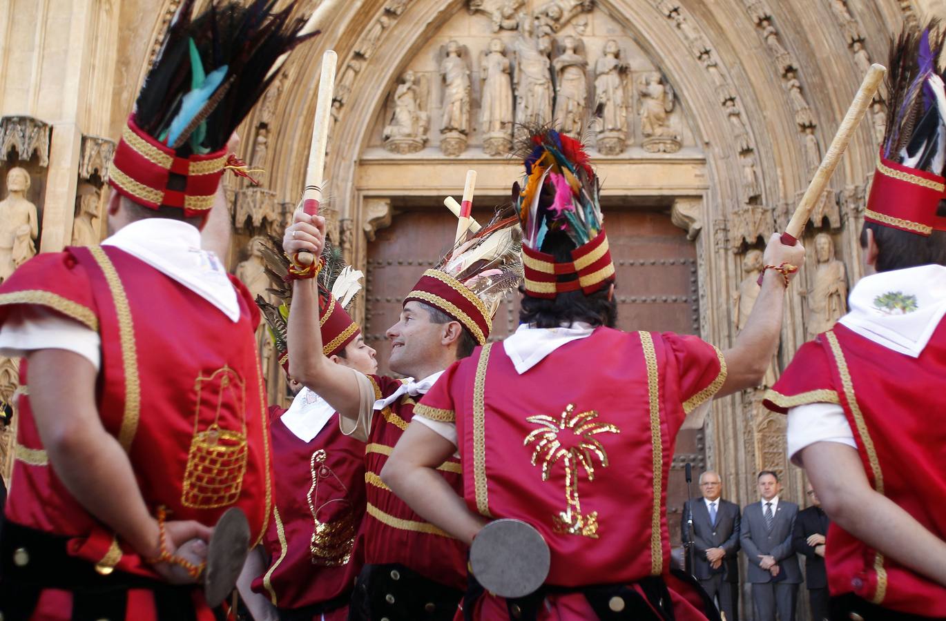 El Tribunal de las Aguas de Valencia y Festes Mare de Déu de la Salut en Algemesí