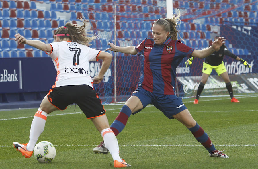 Fotos del Levante UD - Valencia CF femenino