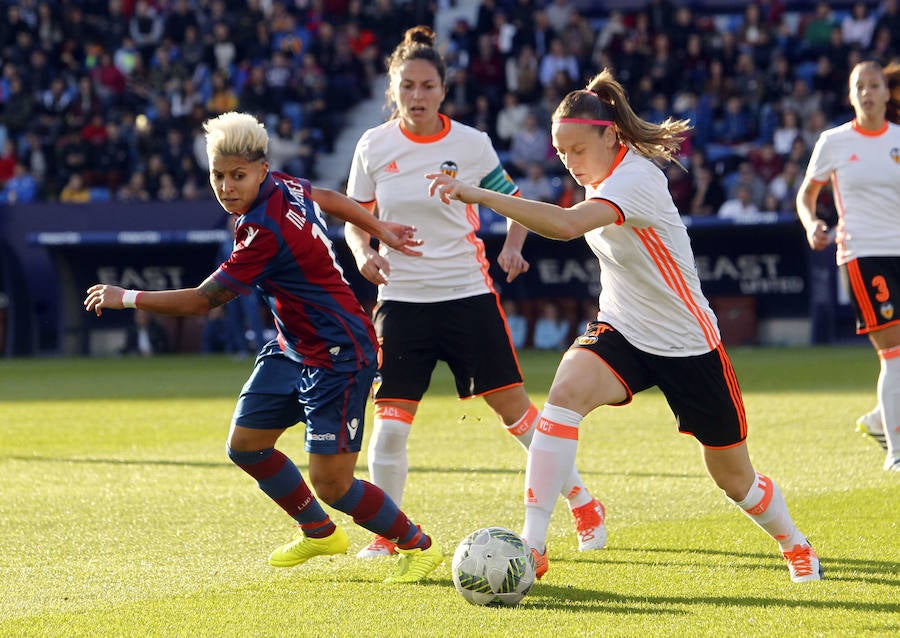 Fotos del Levante UD - Valencia CF femenino