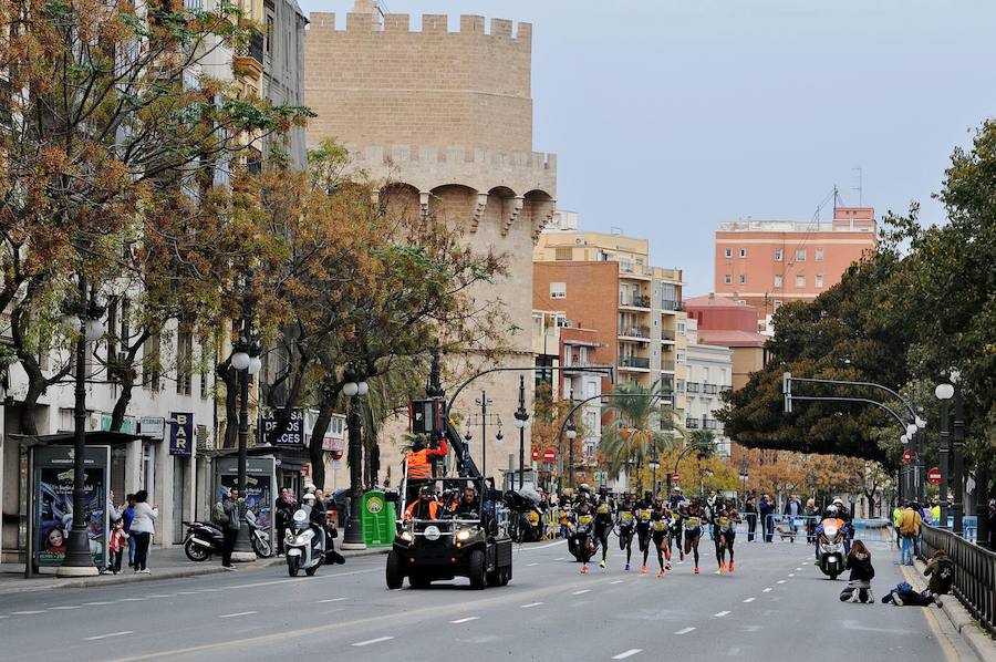 Fotos del Maratón de Valencia 2016 (IV)