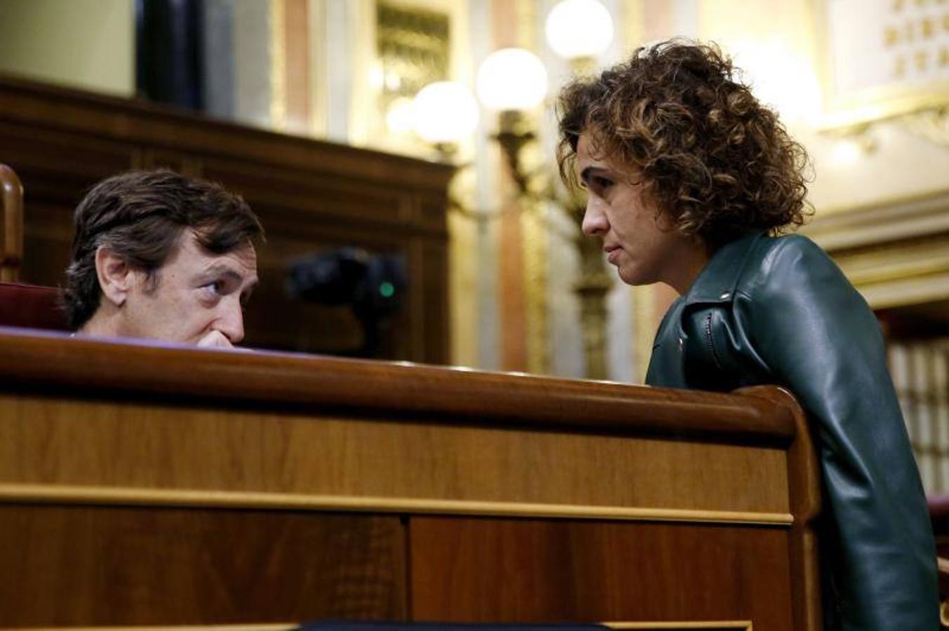 Minuto de silencio en el Congreso por la muerte de Rita Barberá